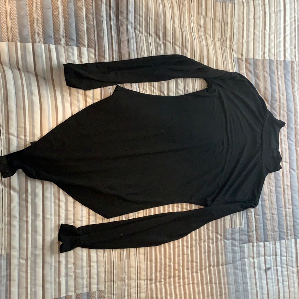 Long sleeve/turtleneck shirt